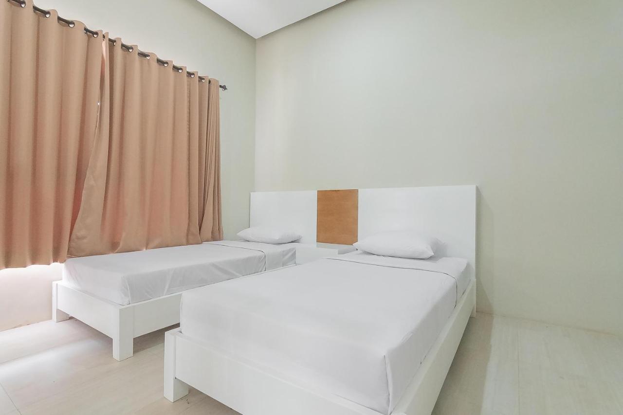 Reddoorz Resort Syariah Near D'Castello Ciater Subang Eksteriør bilde