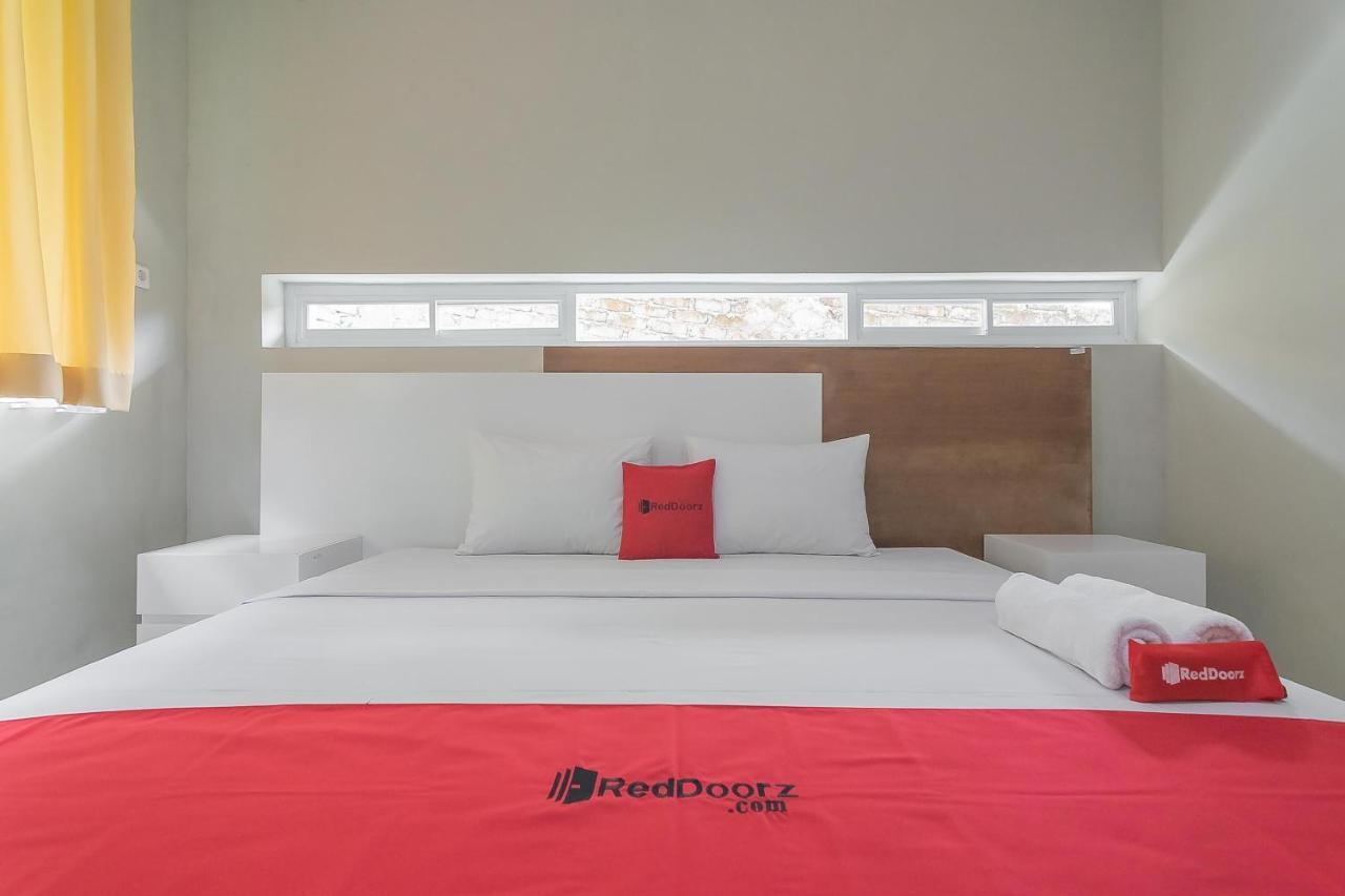 Reddoorz Resort Syariah Near D'Castello Ciater Subang Eksteriør bilde