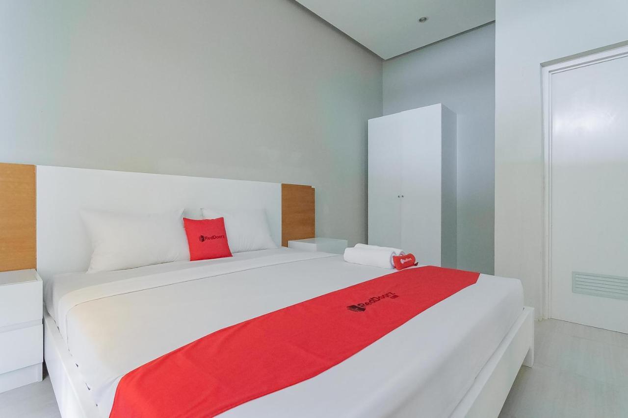 Reddoorz Resort Syariah Near D'Castello Ciater Subang Eksteriør bilde