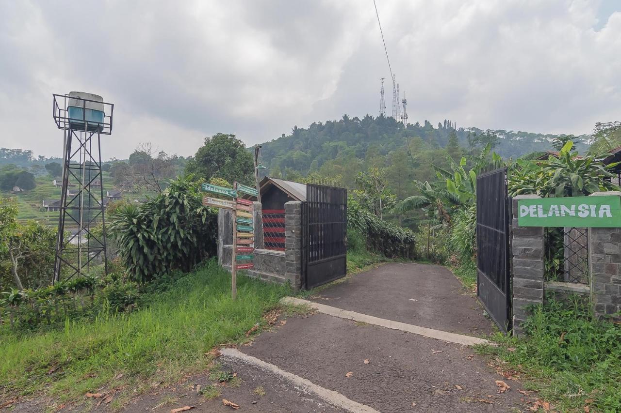 Reddoorz Resort Syariah Near D'Castello Ciater Subang Eksteriør bilde